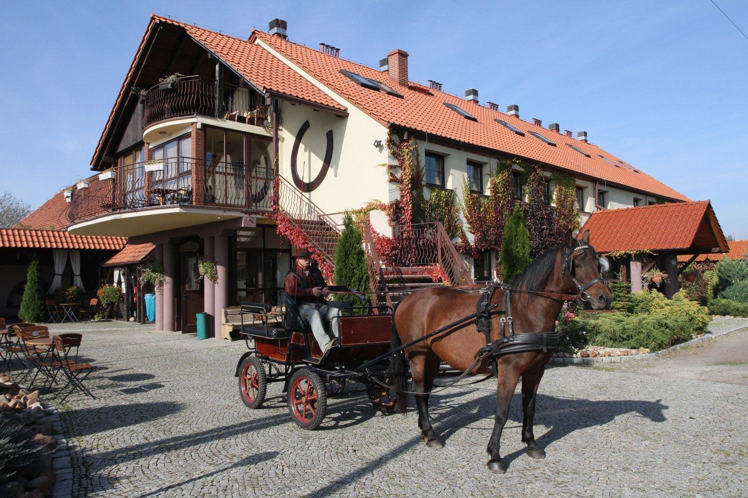 Podkowa Modliszow Villa Exterior photo